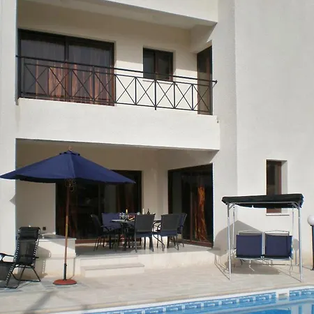 Calypso Villa Peyia
